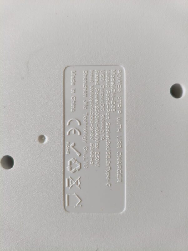 11-in-1-Steckdosenleiste mit USB-A und USB-C – Bild 4